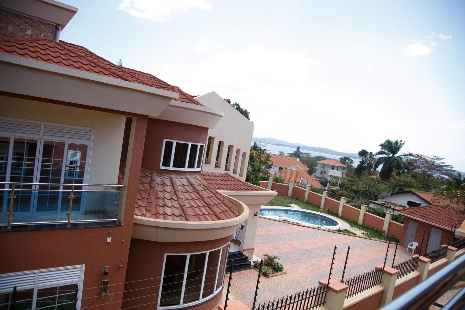 KAMPALA: RESIDENTIAL VILLAS - Image 2