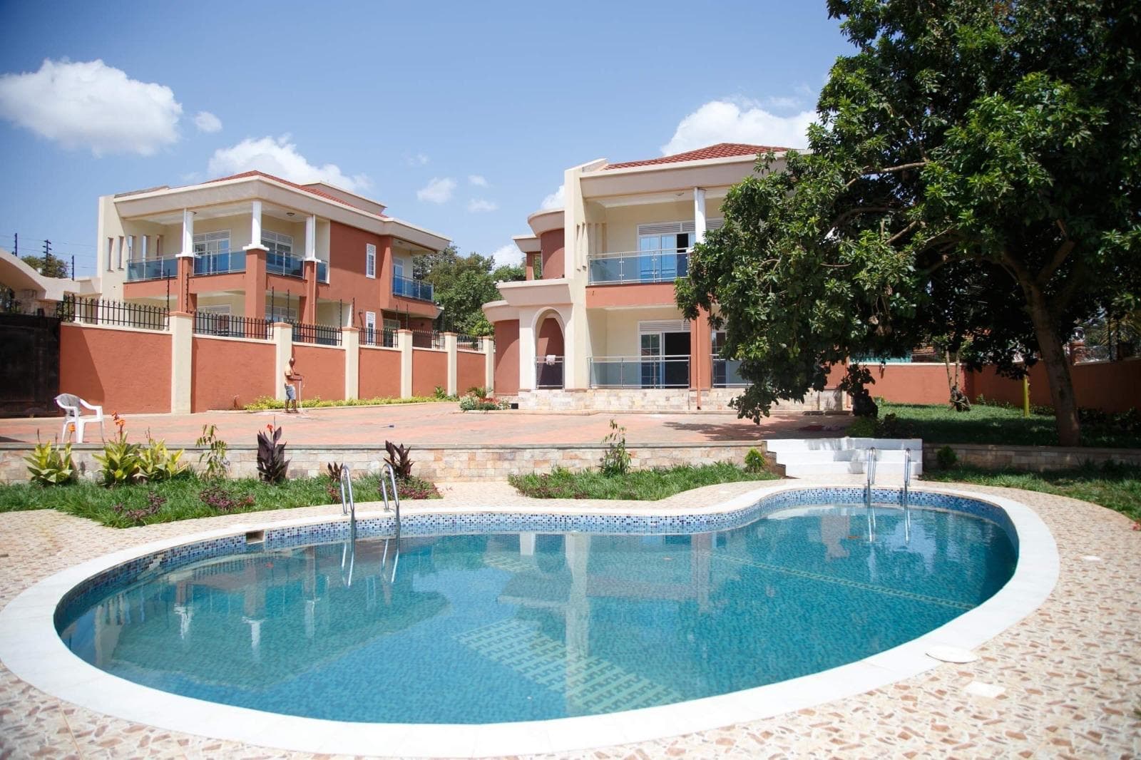 KAMPALA: RESIDENTIAL VILLAS - Image 4